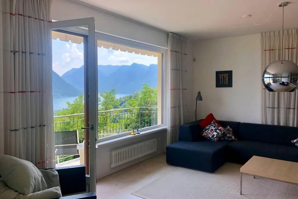 Lenno Panoramica Private Villa Sleeps 8-By Italian Apartments 0*,  イタリア