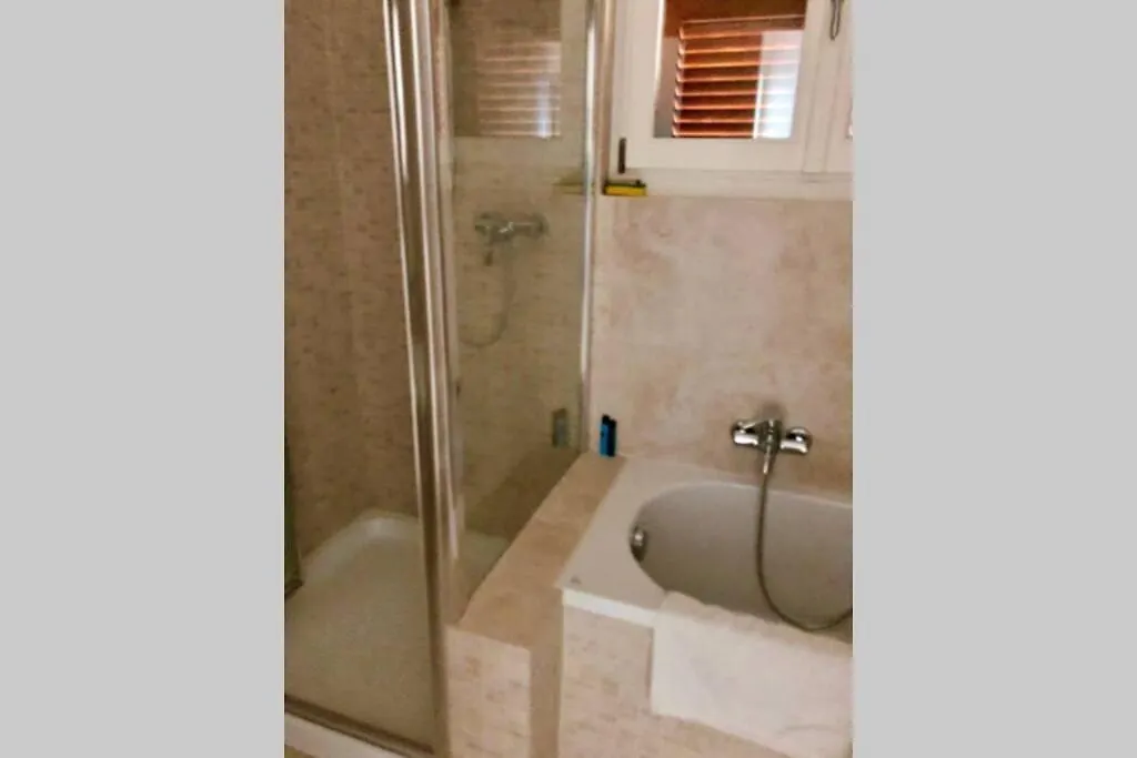 Lenno Panoramica Private Villa Sleeps 8-By Italian Apartments