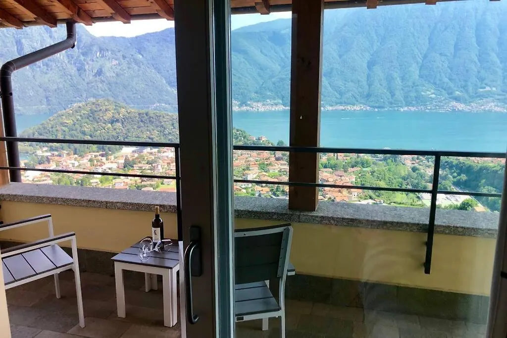 Lenno Panoramica Private Villa Sleeps 8-By Italian Apartments イタリア