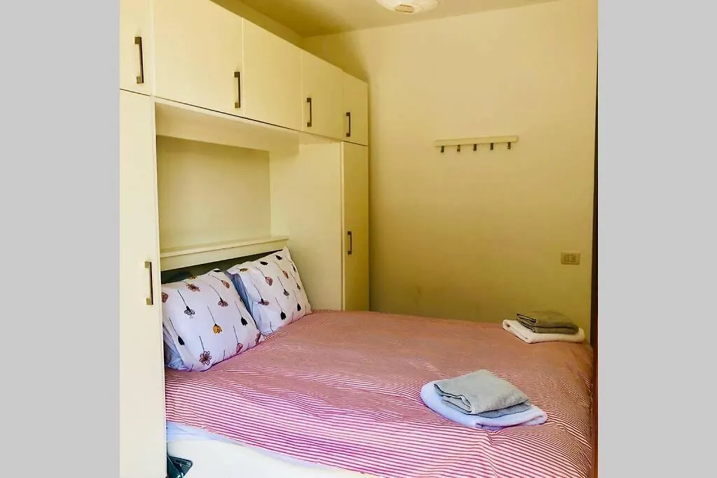 Lenno Panoramica Private Villa Sleeps 8-By Italian Apartments