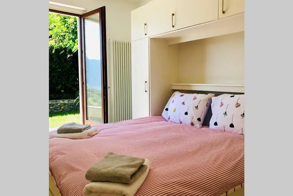 Lenno Panoramica Private Villa Sleeps 8-By Italian Apartments