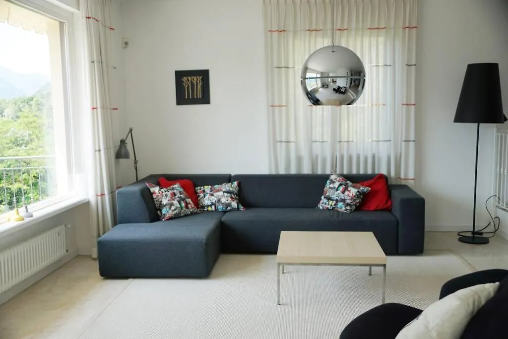 Lenno Panoramica Private Villa Sleeps 8-By Italian Apartments イタリア